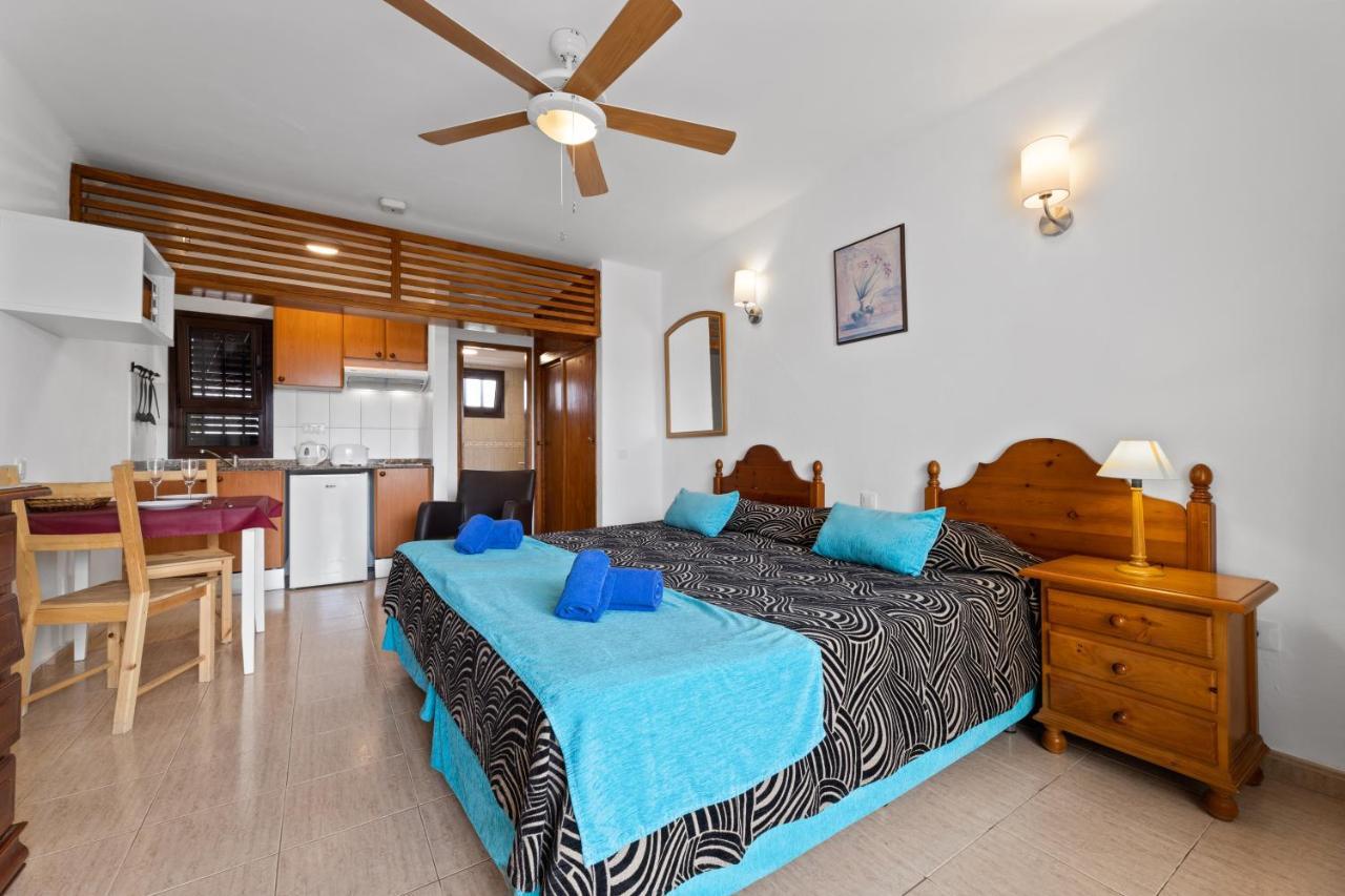 Apartamentos Las Lilas (Adults Only) Puerto del Carmen  Exterior photo
